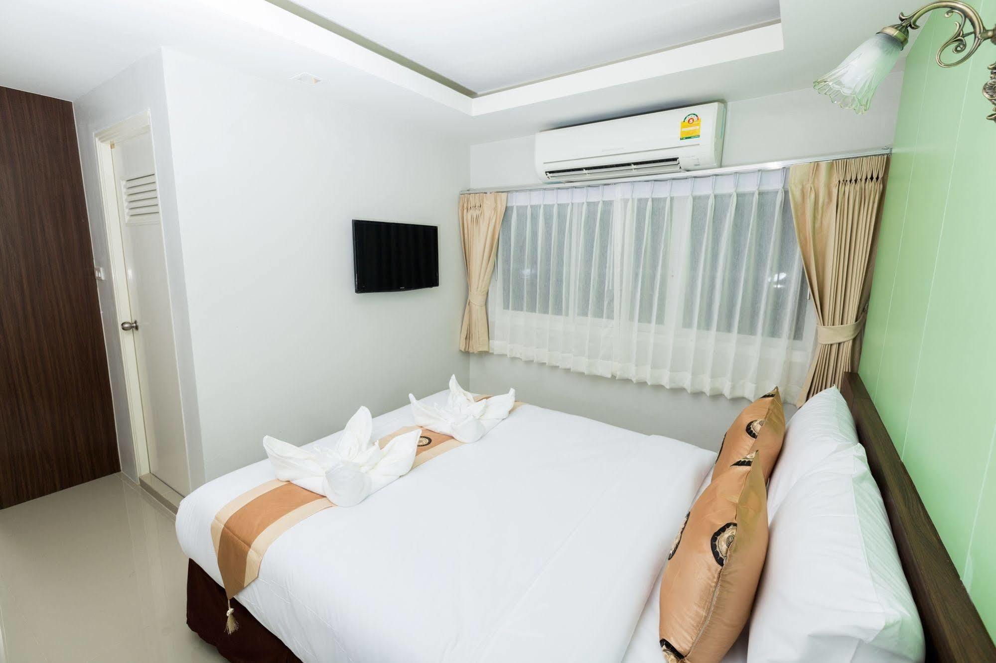 Euro Luxury Pavillion Pratunam Банкок Екстериор снимка