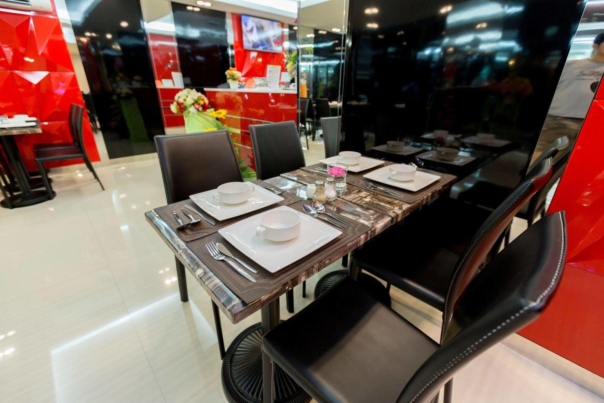 Euro Luxury Pavillion Pratunam Банкок Екстериор снимка